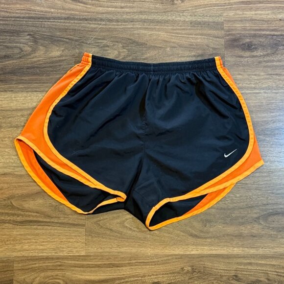 Nike Shorts Womens M Black and Orange Athletic Running - Picture 1 of 4